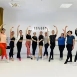 Занятия йогой, фитнесом в спортзале Студия балета и растяжки Levita Саратов