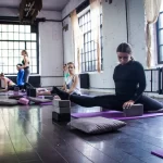 Занятия йогой, фитнесом в спортзале Студия растяжки Flexible Москва