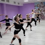 Занятия йогой, фитнесом в спортзале Студия современной хореографии Красноярск