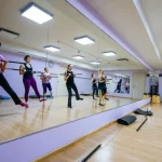 Занятия йогой, фитнесом в спортзале Студия танца и фитнеса Plastika Артём