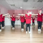 Занятия йогой, фитнесом в спортзале Студия танцев и фитнеса Революция Балашиха