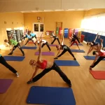 Занятия йогой, фитнесом в спортзале Студия танцевального шейпинга Владивосток