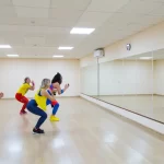 Занятия йогой, фитнесом в спортзале Studio Kermen. Zumba Fitness Москва