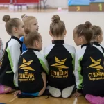 Занятия йогой, фитнесом в спортзале Ступеньки К Успеху Казань