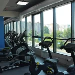 Занятия йогой, фитнесом в спортзале Super Gym Томск