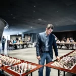 Занятия йогой, фитнесом в спортзале Свободные шахматы Москва