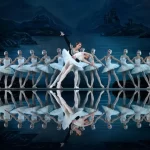 Занятия йогой, фитнесом в спортзале Swan Lake Москва