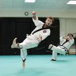 Занятия йогой, фитнесом в спортзале Taekwon Москва