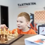 Занятия йогой, фитнесом в спортзале Тактикум умные шахматы Новосибирск
