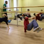 Занятия йогой, фитнесом в спортзале Танцевальная школа Wi Fly Москва