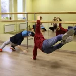 Занятия йогой, фитнесом в спортзале Танцевальная школа Wi Fly Москва