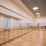 Занятия йогой, фитнесом в спортзале ТанцЗал, по танцевального зала Челябинск