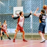 Занятия йогой, фитнесом в спортзале TeenBasket Москва