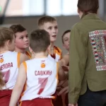 Занятия йогой, фитнесом в спортзале TeenBasket Москва