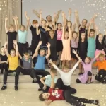 Занятия йогой, фитнесом в спортзале Тен Данс и Цезарь Королёв
