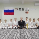 Занятия йогой, фитнесом в спортзале Тэнсин Чита