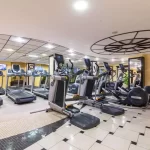 Занятия йогой, фитнесом в спортзале TerraSport Коперник Москва