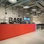 Занятия йогой, фитнесом в спортзале The Base Fitness Москва