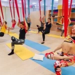 Занятия йогой, фитнесом в спортзале Тянем-потянем Омск