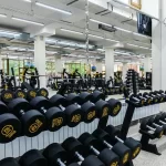 Занятия йогой, фитнесом в спортзале Time2Fit Москва