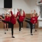 Занятия йогой, фитнесом в спортзале Тюльпан, танцевально-спортивный клуб Самара