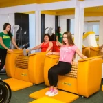 Занятия йогой, фитнесом в спортзале Тонус центр Чебаркуль