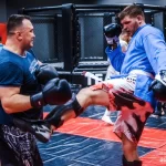 Занятия йогой, фитнесом в спортзале Top Team Siberia Барнаул