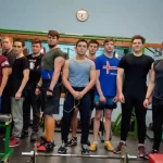Занятия йогой, фитнесом в спортзале ТОПС-Лосинка Москва