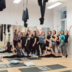 Занятия йогой, фитнесом в спортзале Topstretching Новокузнецкая Москва