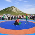 Занятия йогой, фитнесом в спортзале Торатау Уфа
