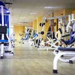 Занятия йогой, фитнесом в спортзале Торс фитнес Новороссийск