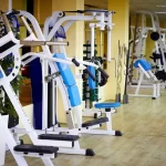 Занятия йогой, фитнесом в спортзале Торс фитнес Новороссийск