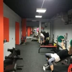 Занятия йогой, фитнесом в спортзале Тренажёрный зал Gym Shark Кострома