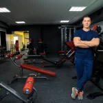 Занятия йогой, фитнесом в спортзале Тренажёрный Зал Рукс Жим Томск