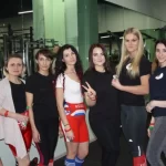 Занятия йогой, фитнесом в спортзале Три Кита Владивосток