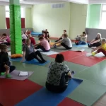 Занятия йогой, фитнесом в спортзале Центр активного долголетия Альметьевск
