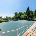 Занятия йогой, фитнесом в спортзале Центр оздоровления Сочи