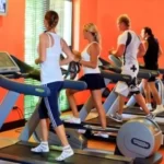 Занятия йогой, фитнесом в спортзале Центр оздоровления Сочи