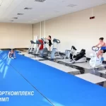 Занятия йогой, фитнесом в спортзале Центр развития спорта Олимп Королёв