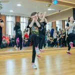 Занятия йогой, фитнесом в спортзале Центр Спорта и Танца Москва