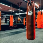 Занятия йогой, фитнесом в спортзале Цезарь Москва