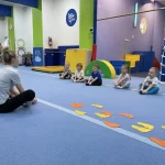 Занятия йогой, фитнесом в спортзале Ту Би Джим Гимнастика для детей Москва