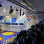 Занятия йогой, фитнесом в спортзале Учебно-спортивный комплекс Искра Москва