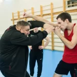 Занятия йогой, фитнесом в спортзале Унибос Москва
