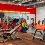 Занятия йогой, фитнесом в спортзале Uni-Gym Москва