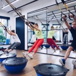 Занятия йогой, фитнесом в спортзале Uniqueone Health & Fitness Каспийск