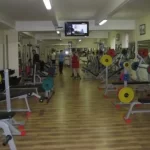 Занятия йогой, фитнесом в спортзале Универсал Краснодар
