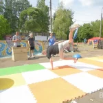 Занятия йогой, фитнесом в спортзале Universe Parkour Вологда