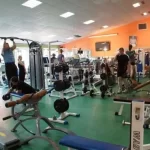 Занятия йогой, фитнесом в спортзале Урал-Норд Североуральск