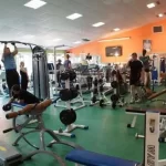 Занятия йогой, фитнесом в спортзале Урал-СБ Челябинск